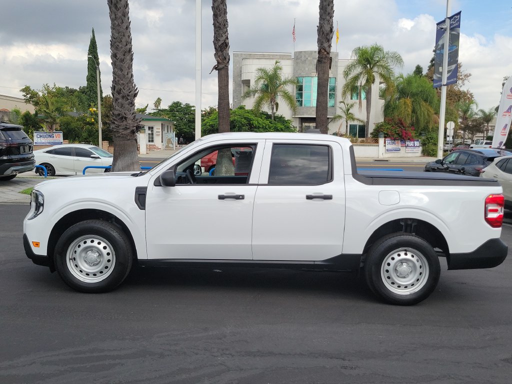 2025 Ford Maverick XL - Photo 30